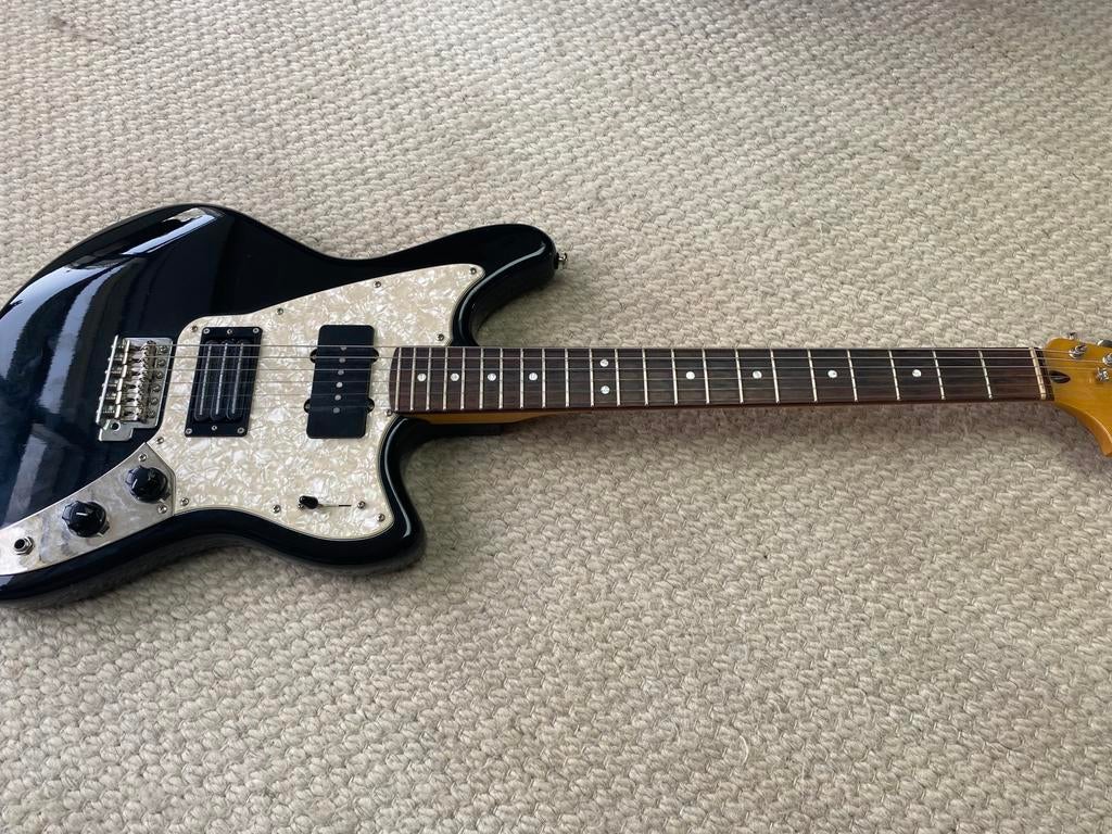 Fender Modern Player Marauder, Ophalen of Verzenden, Zo goed als nieuw, Solid body, Fender