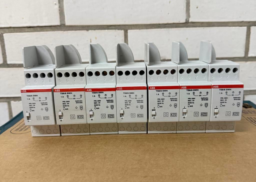 ABB TS8/8 SWH Beltrafo 1A 230V/8V - Nieuw- 7 stuks, Ophalen of Verzenden, Nieuw
