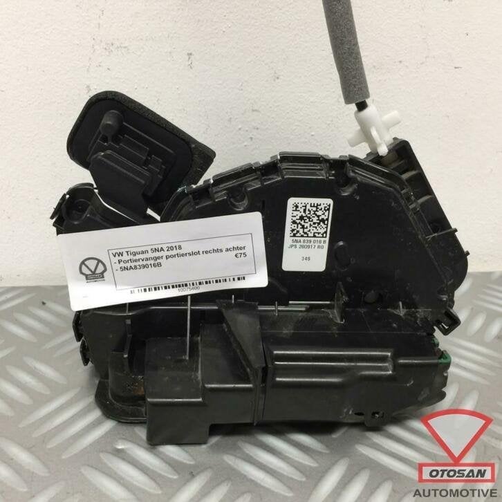 vw tiguan 2018 deurslot portierslot rechts achter 5na839016b, Gebruikt, Volkswagen, Volkswagen AG, Achter