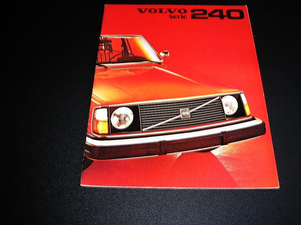Volvo 240 serie, 1975, Ophalen of Verzenden, Gelezen, Volvo