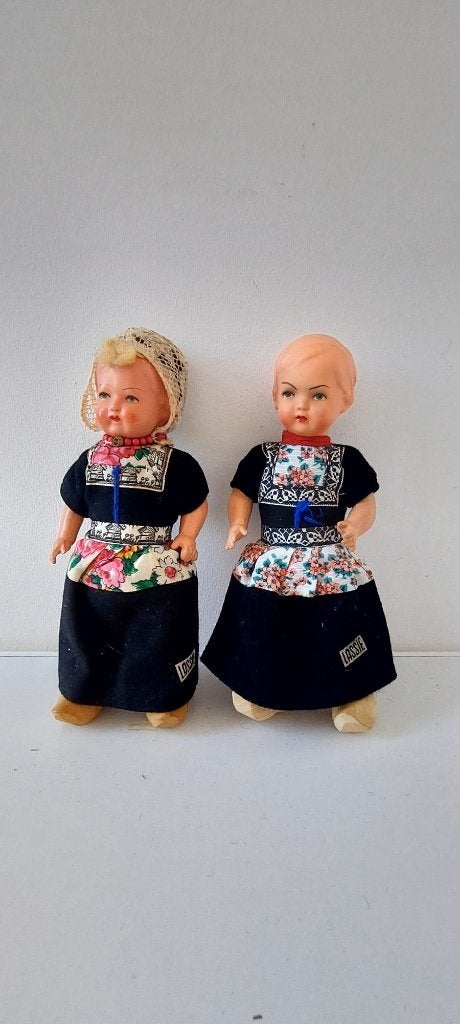 Set 2 Vintage Klederdracht pop poppen reclame sparen 50/60, Eu, Gebruikt, Eu, Ophalen of Verzenden