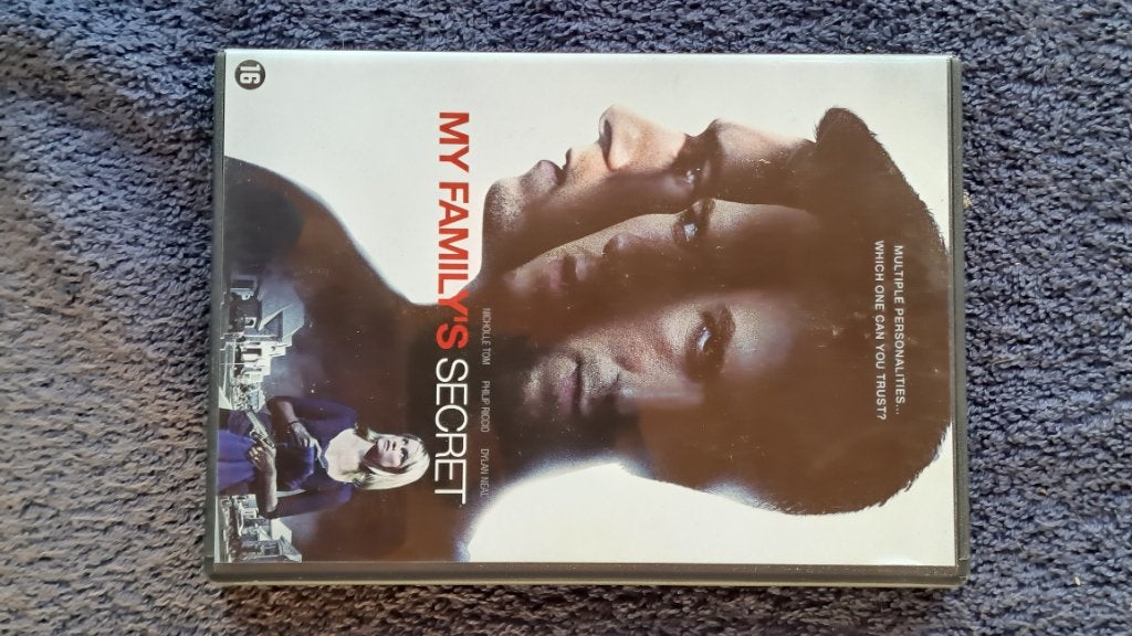 My Family's Secret, Alle leeftijden, Ophalen of Verzenden, Zo goed als nieuw, Actiethriller