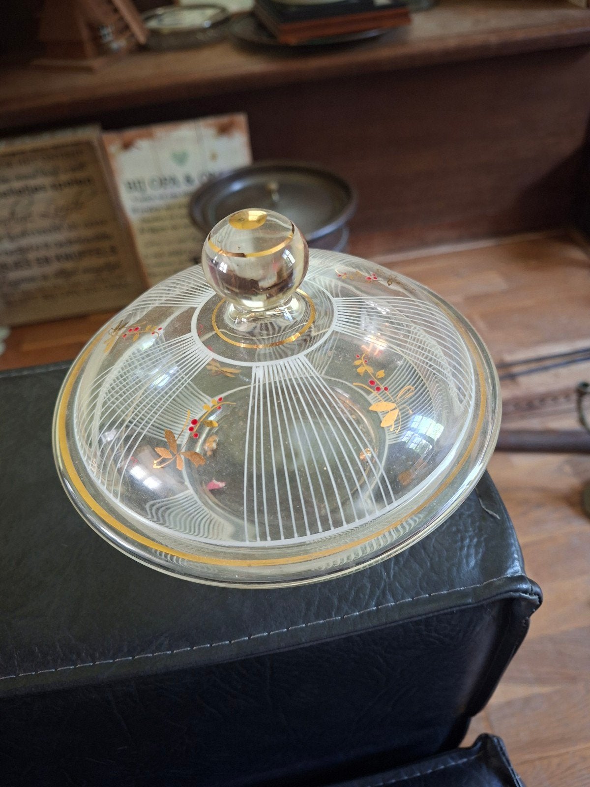 Vintage Glazen Bonbonnière met Gouden Decoratie, Antiek en Kunst, Antiek | Glas en Kristal, Ophalen