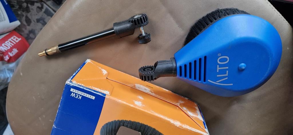 Hoge druk  rotonde borstel reiniger Nilfisk Alto, Ophalen of Verzenden, Elektrisch