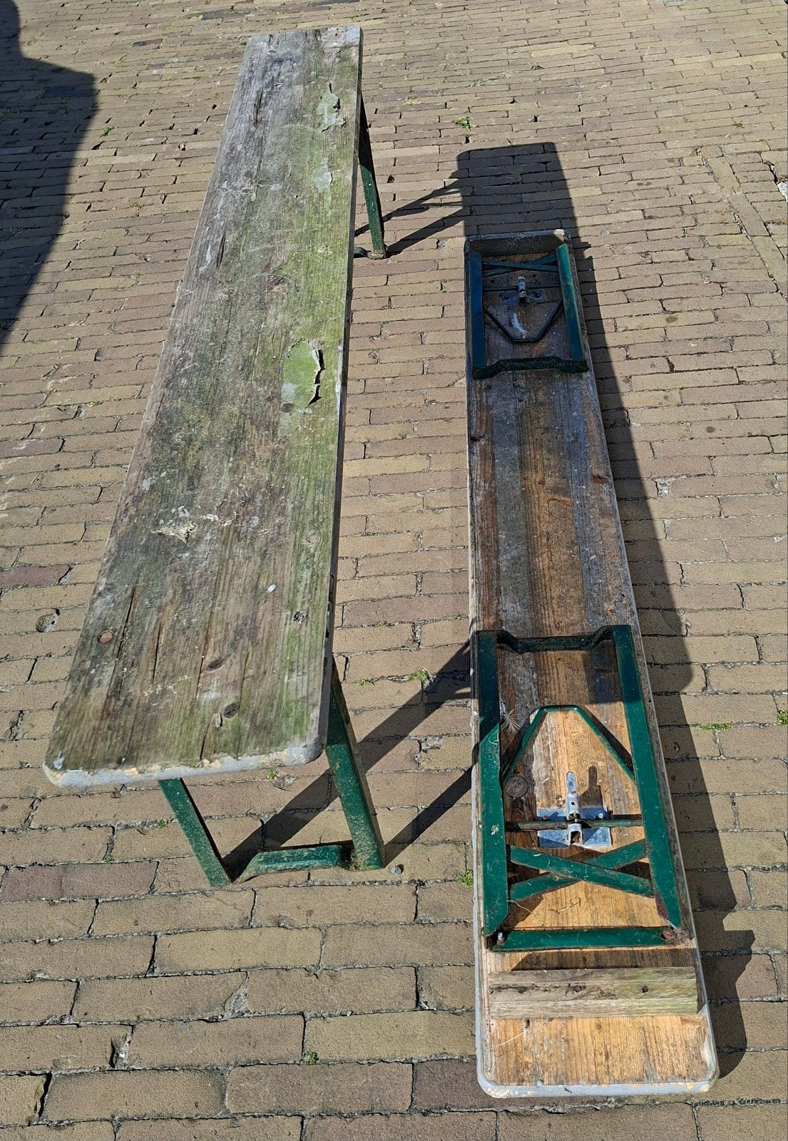 2 inklapbare bankjes, Ophalen, Hout