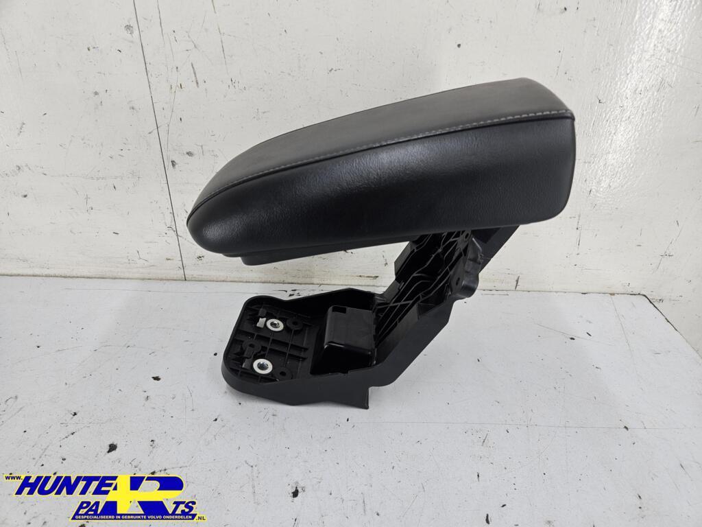 Armleuning V Volvo V40 II R-Design ('12-'19) 31403341, Gebruikt, Ophalen of Verzenden, Volvo, Volvo