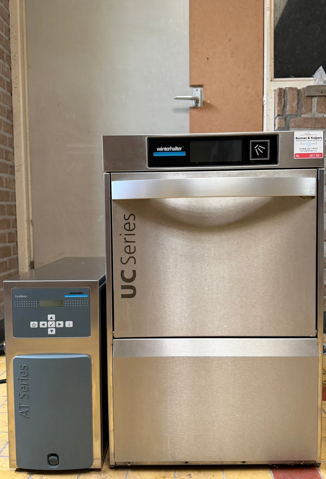Winterhalter UC-S Glazenspoelmachine 2021 Compleet Pakket, Ophalen, Minder dan 85 cm, Zo goed als nieuw, Energieklasse A of zuiniger