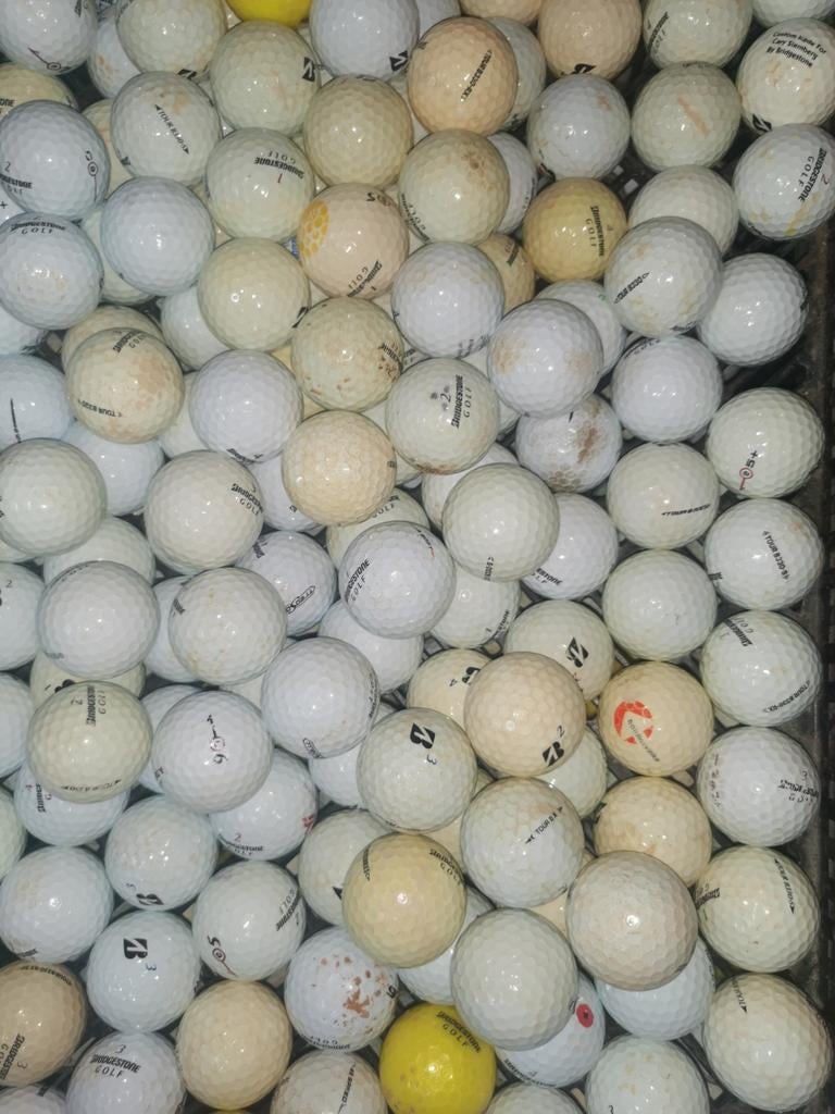 Gebruikte Bridgestone golfballen 100 stuks, Sport en Fitness, Golf, Ophalen of Verzenden, Bal(len)