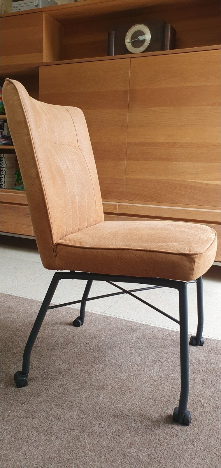 Henders en Hazel design stoelen met wieltjes, Huis en Inrichting, Stoelen, Ophalen, Gebruikt, Modern / retro, Vijf, Zes of meer stoelen
