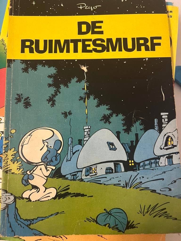 heel oud smurfen stripalbum de Ruimtesmurf 1969, Verzamelen, Smurfen, Ophalen of Verzenden, Zo goed als nieuw, Verschillende Smurfen