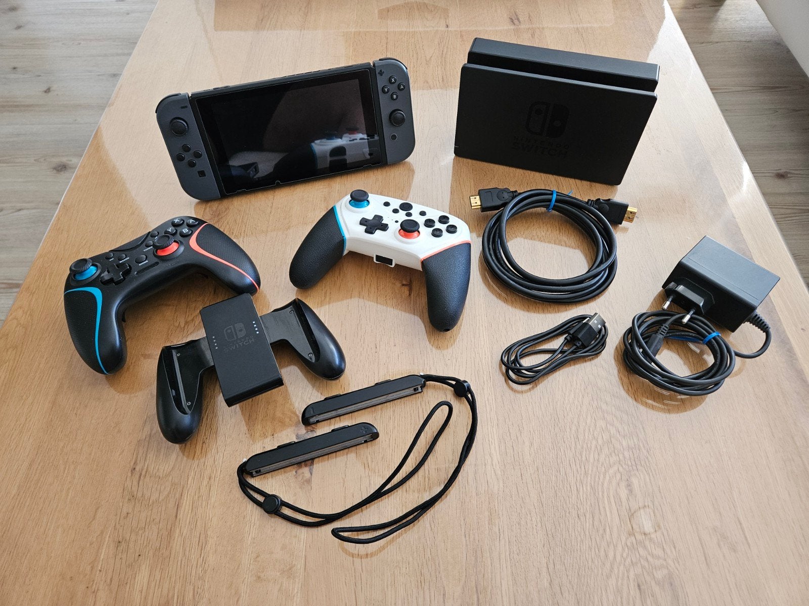 Nintendo Switch, Met games, Ophalen of Verzenden, Zo goed als nieuw, Switch Original