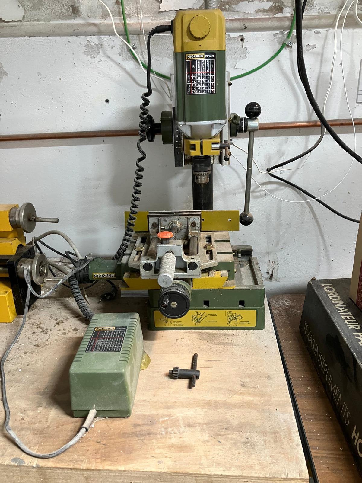 Proxxon boorstandaard BFW 36 met boormachine en trafo, Ophalen, Gebruikt, Elektrisch, Overige soorten