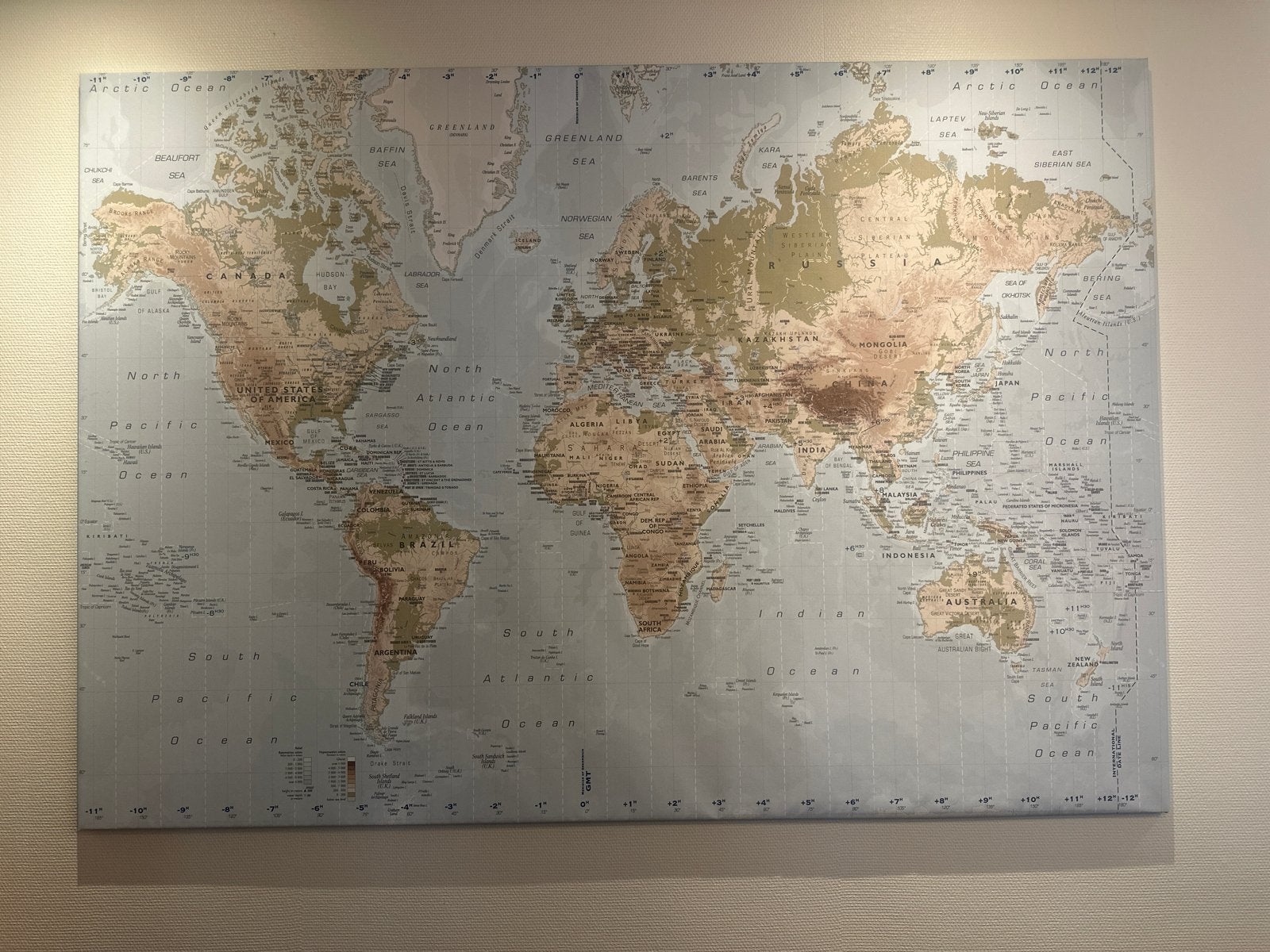 Grote Wereldkaart Canvas - 200x140 cm, Ophalen, Meerkleurig, Zo goed als nieuw, Modern