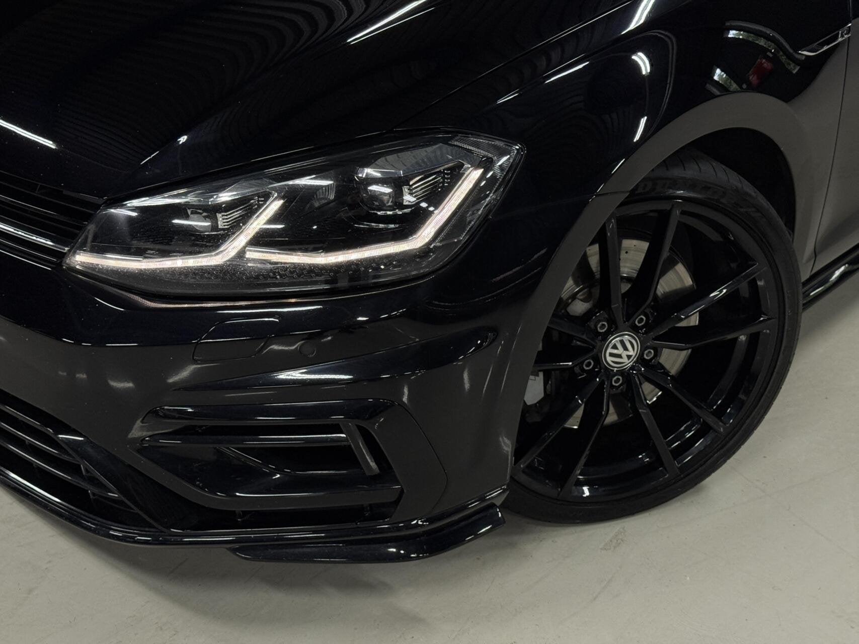 Volkswagen Golf 2.0 TSI 4Motion R|Pano|Dyn|CarPlay|ACC|Sfeer, Automaat, Adaptive Cruise Control, Gebruikt, Euro 6