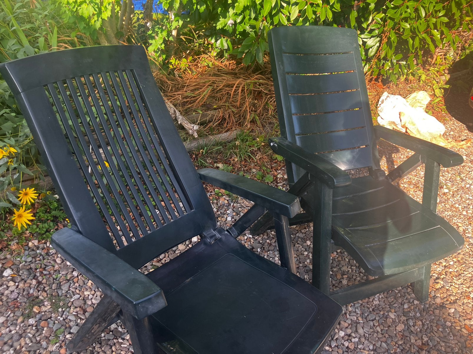 Gratis 2 groene tuinstoelen, Ophalen, Zo goed als nieuw, Kunststof, Verstelbaar