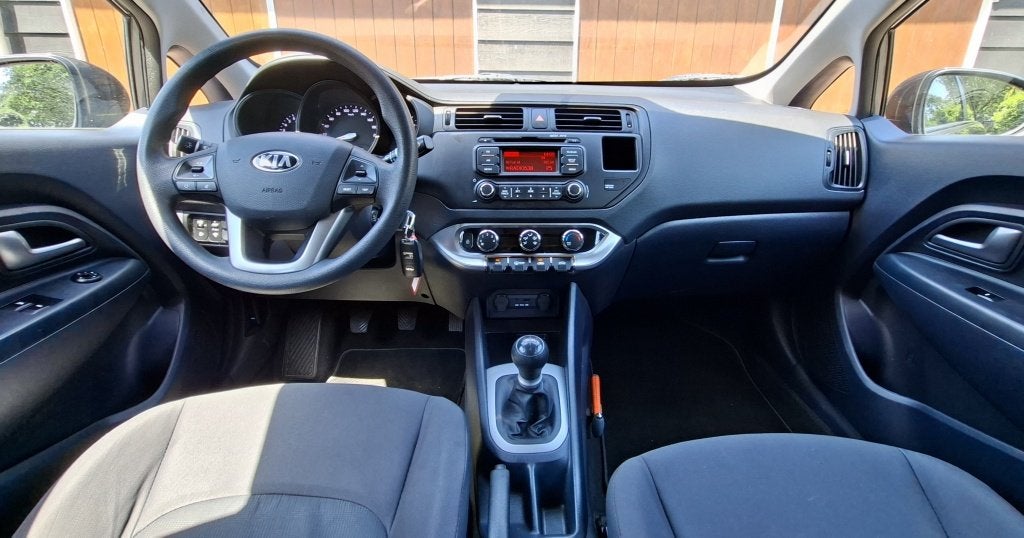 Kia Rio 1.2 CVVT Comfort | Airco | 5 deurs | All seasonbande, Auto's, 4 cilinders, Elektrische ramen, Origineel Nederlands, Bedrijf