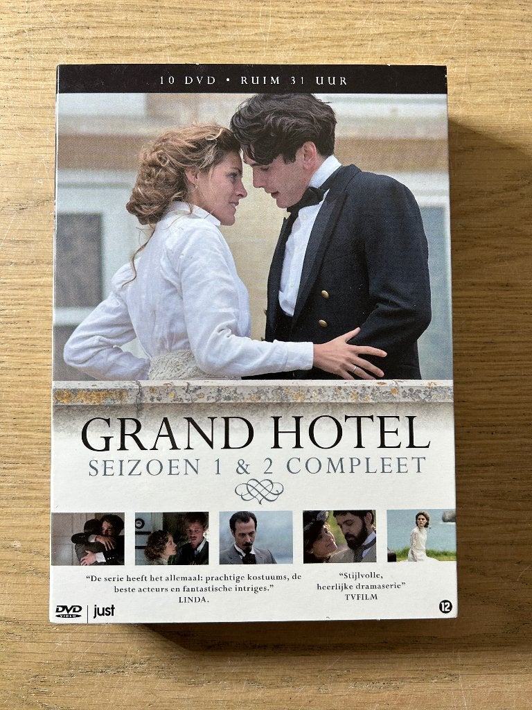 DVD Grand Hotel Seizoen 1 & 2 Compleet, Cd's en Dvd's, Dvd's | Tv en Series, Alle leeftijden, Ophalen of Verzenden, Zo goed als nieuw