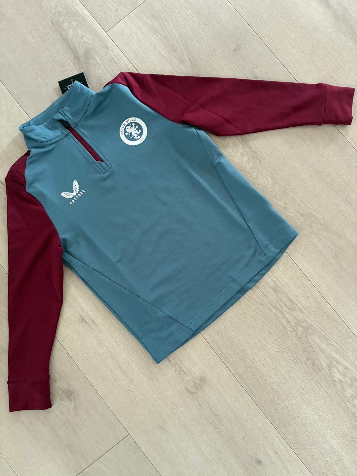 Origineel Aston Villa trainingstop maat 134, Ophalen of Verzenden, Nieuw, Jongen of Meisje