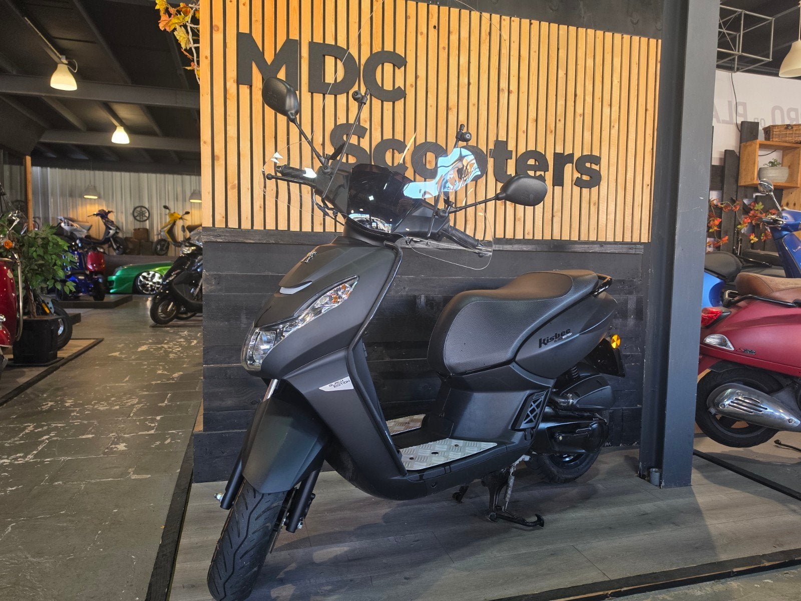 Peugeot Kisbee BLACK EDITION, Overige modellen, ., Ophalen of Verzenden, Zo goed als nieuw
