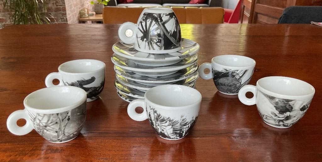 ILLY collection Darryl Pottorf, Bus stops, uitstekend staat., Ophalen, Zo goed als nieuw, Overige stijlen, Illy