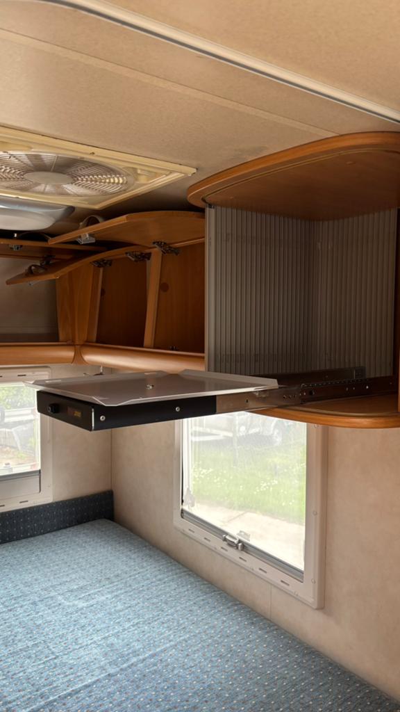 Draaiplateau voor tv, Caravans en Kamperen, Camper-accessoires, Ophalen, Gebruikt