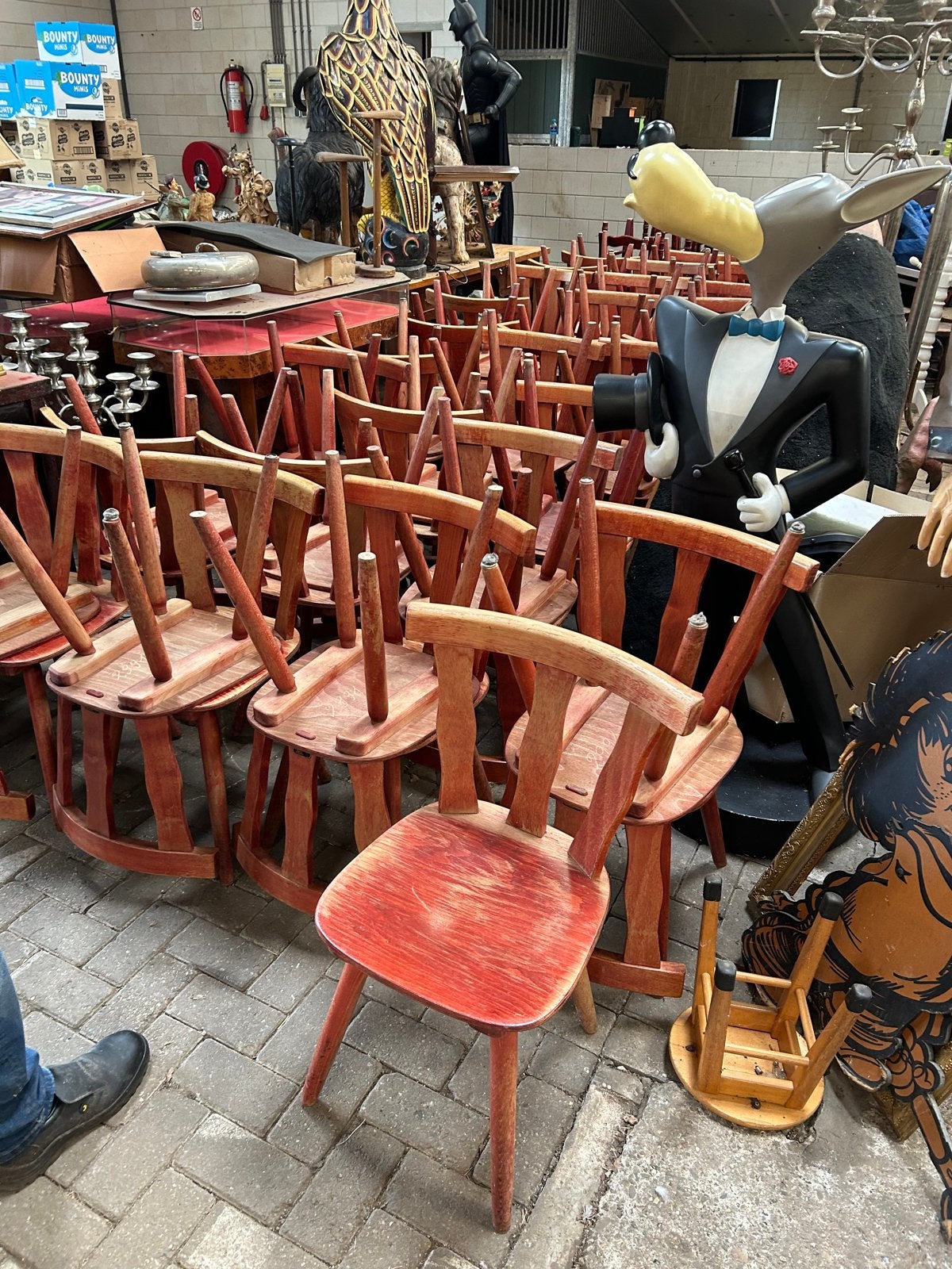 Grote partij houten caféstoelen - Vintage en robuust, Huis en Inrichting, Gebruikt, Overige kleuren, Ophalen of Verzenden, Vijf, Zes of meer stoelen