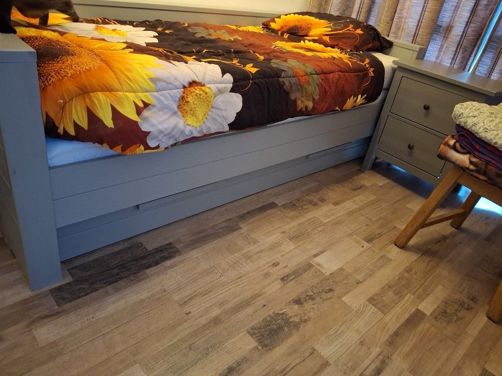 Bedbank Woood Dennis, Huis en Inrichting, Ophalen, Gebruikt, 90 cm, Eenpersoons