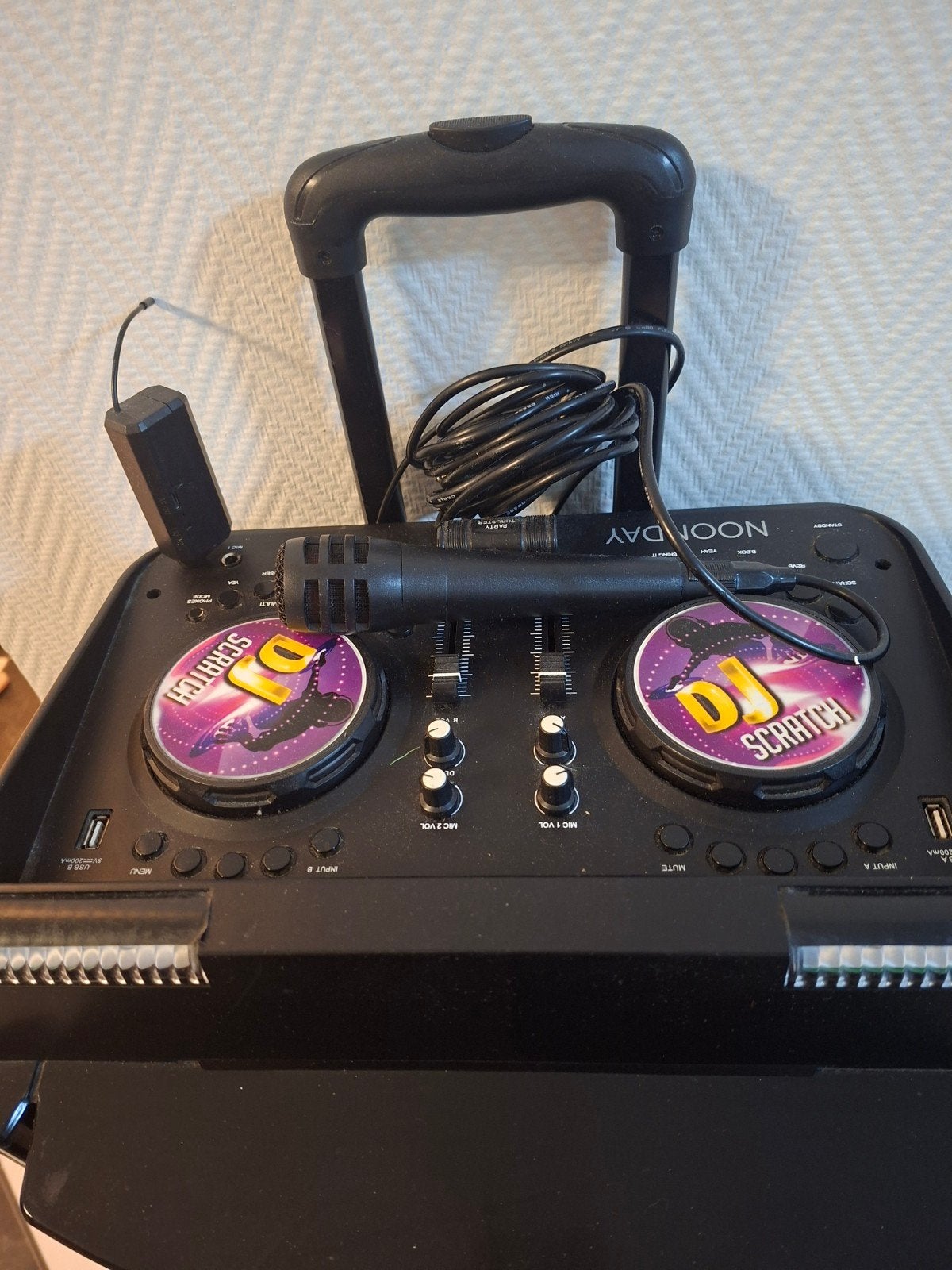 Noonday DJ Party Toren - Zo goed als nieuw, Ophalen, Zo goed als nieuw, Dj-set, Overige merken