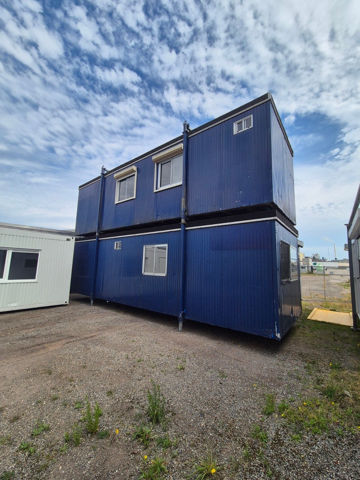 Woonunit 60m2 met keuken, douche, toilet en 3 slaapkamers, Ophalen of Verzenden