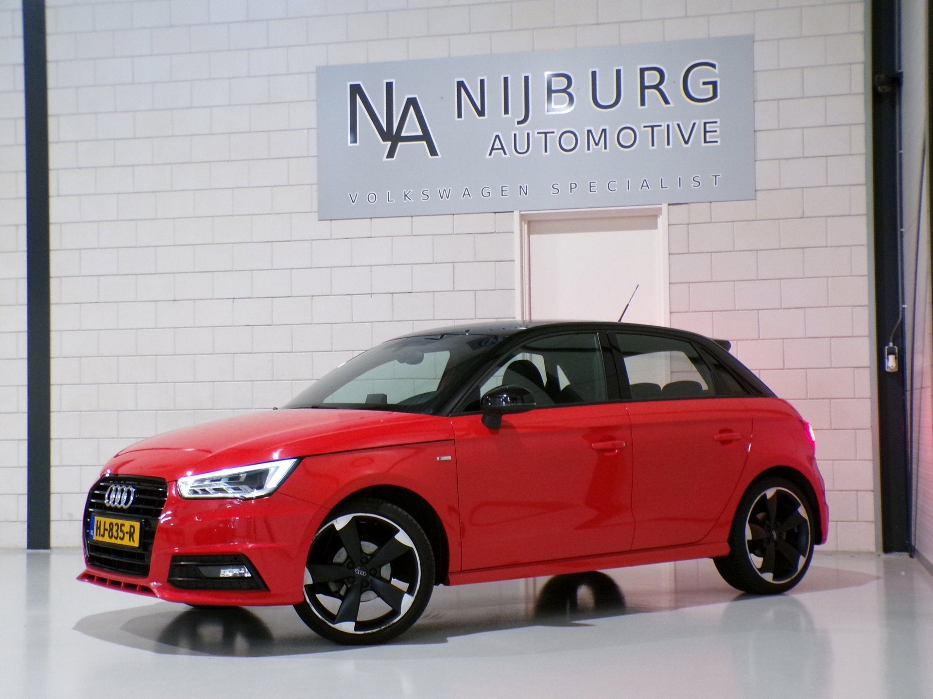 Audi A1 Sportback 1.0 TFSI S-Line "Origineel NL!" 2x S Line, Voorwielaandrijving, Euro 6, 95 pk, 4 stoelen