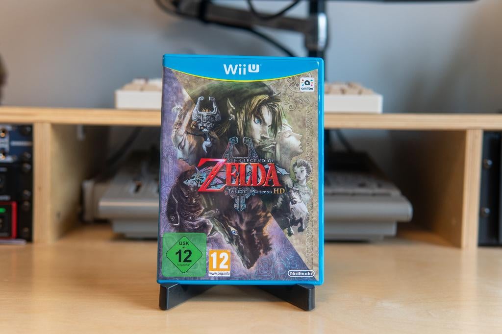 Zelda Twilight Princess HD + Wolf Link Amiibo Wii U PAL, Spelcomputers en Games, Games | Nintendo Wii U, Avontuur en Actie, Gebruikt