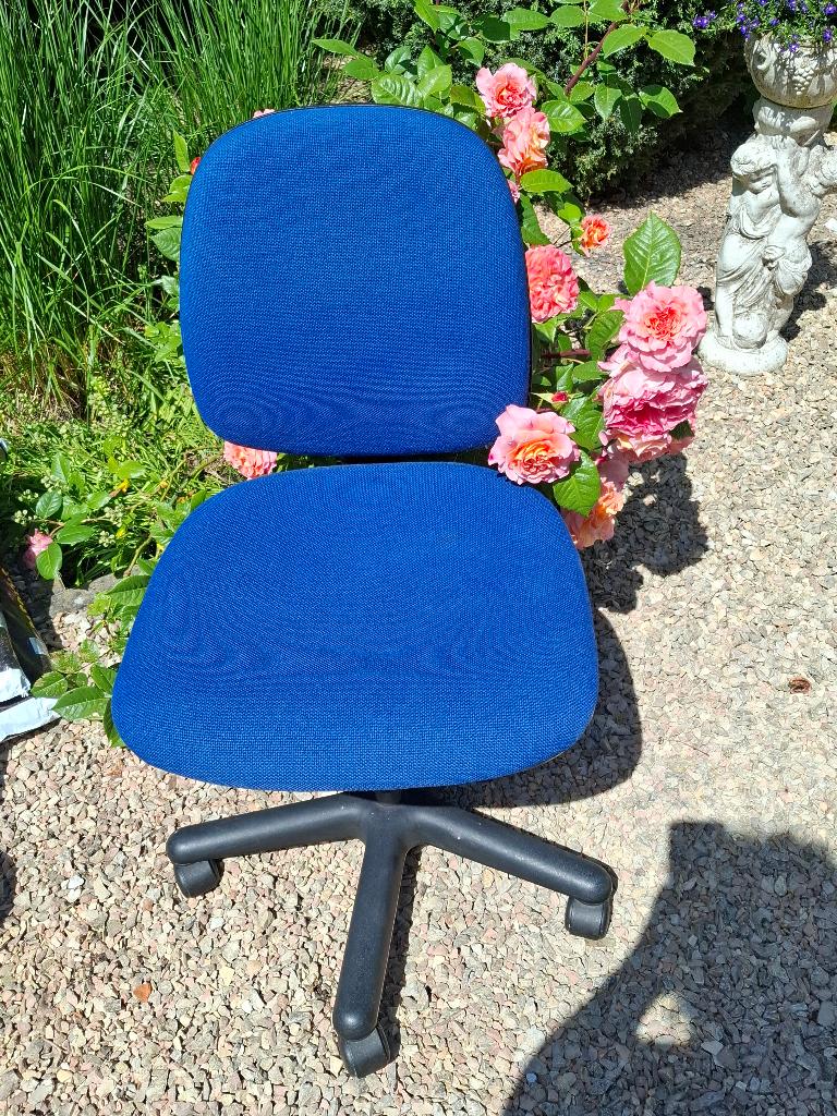 Bureaustoel blauw, Ophalen, Gebruikt, Blauw, Bureaustoel