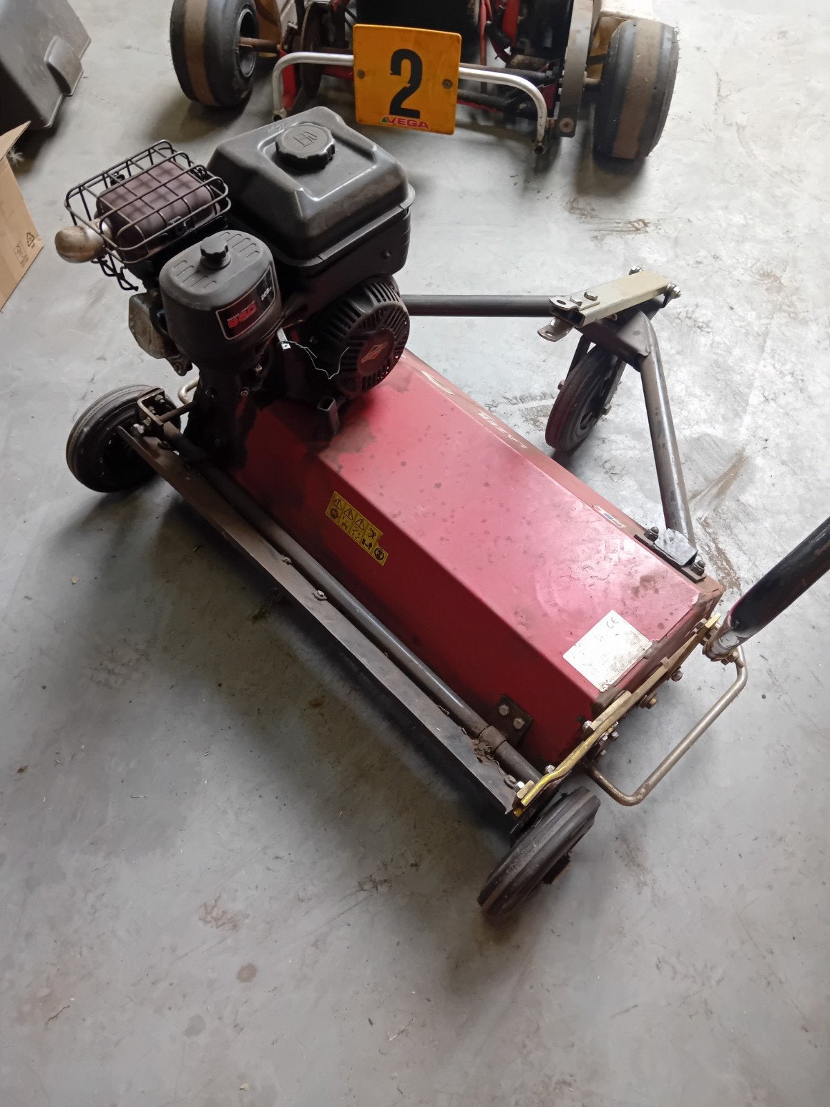 Lazer Verticuteermachine voor zitmaaier - Opknapper, Tuin en Terras, Ophalen, Gebruikt, Benzine