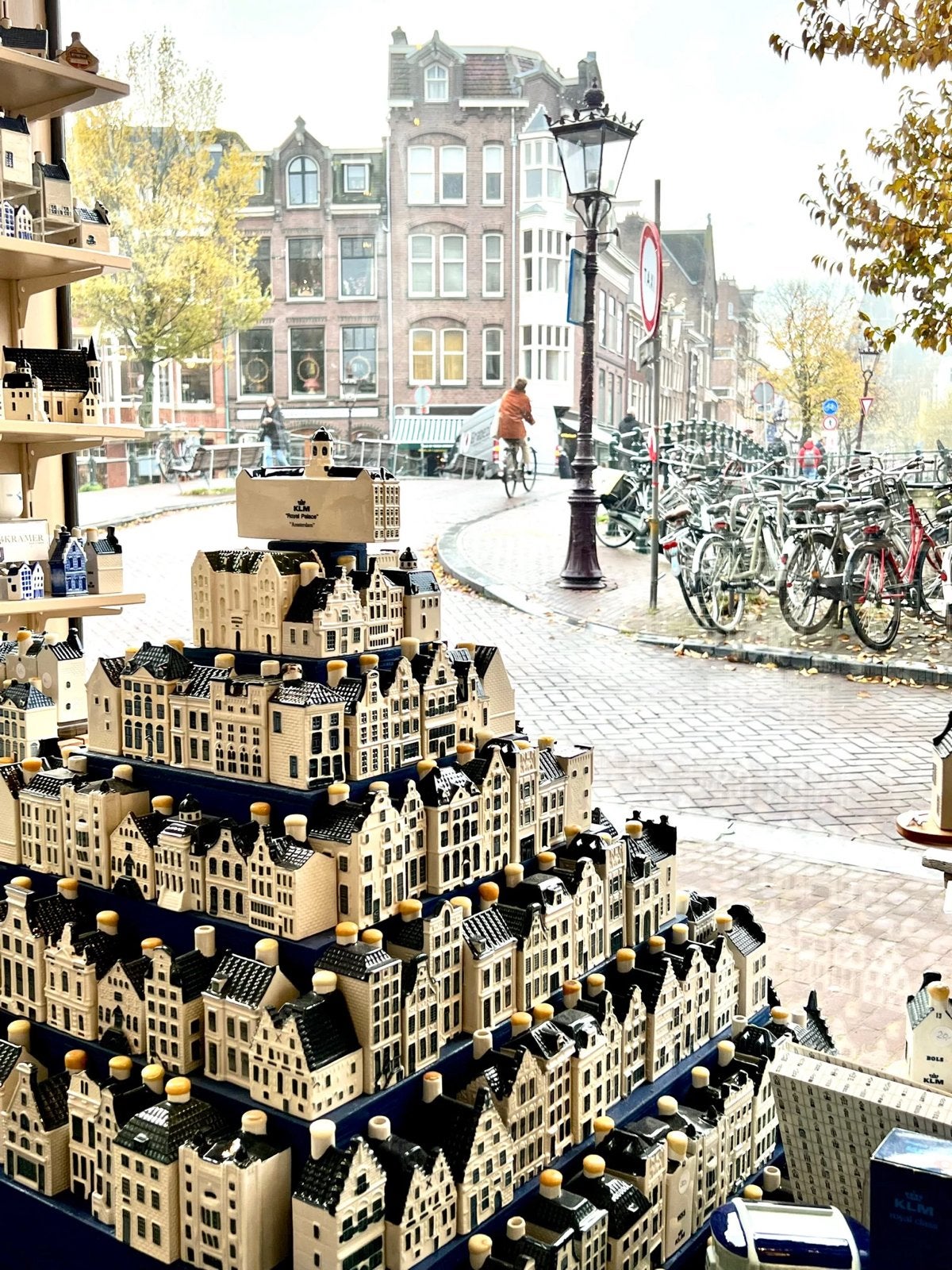 Diverse KLM huisjes (geseald) - Los of in 1 koop, Verzamelen, KLM Huisjes, Ophalen of Verzenden, Zo goed als nieuw, 1 t/m 20, Gevuld