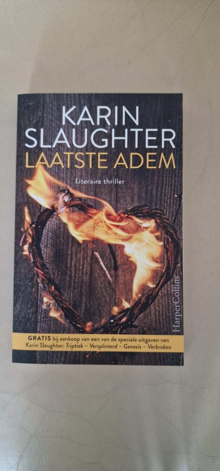 Karin Slaughter - Laatste Adem (Literaire thriller), Ophalen of Verzenden, Zo goed als nieuw, Karin Slaughter, Nederland