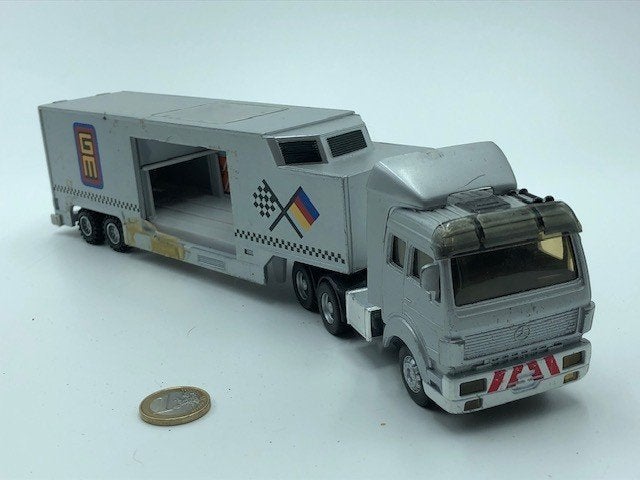 Mercedes Trekker - Oplegger GM-Rallye Racing Team, Maisto, Ophalen of Verzenden, Gebruikt, Bus of Vrachtwagen, Overige merken