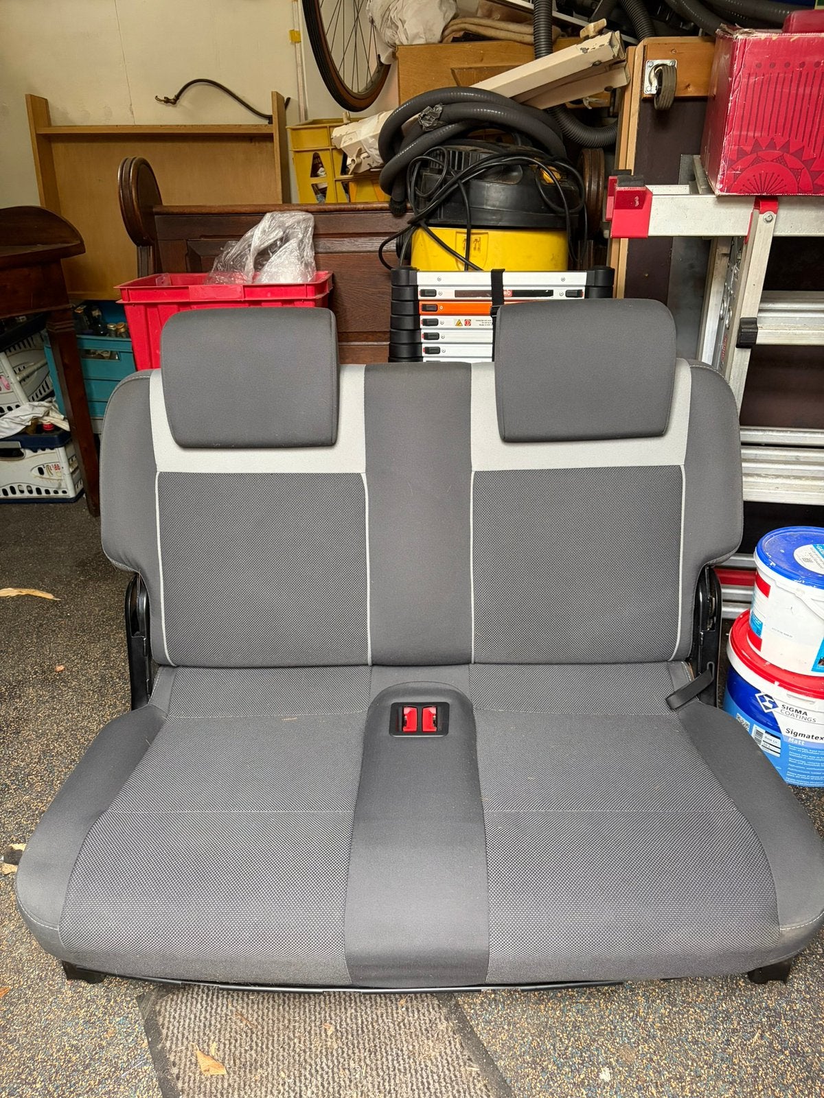 Te koop achterbank VW Caddy Combi 2008,als nieuw., Ophalen, Gebruikt, Volkswagen