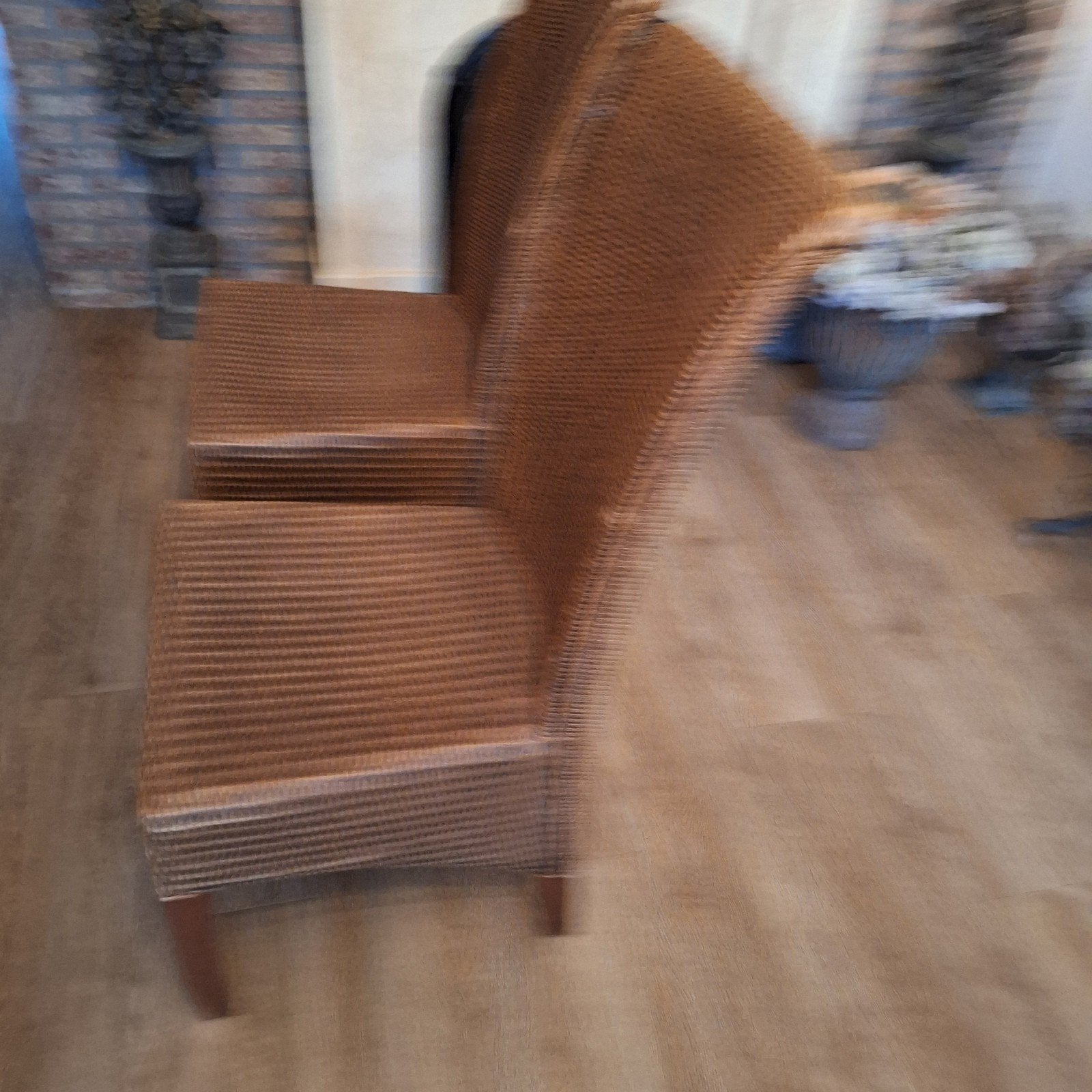2 rotan stoelen tekoop, Huis en Inrichting, Stoelen, Ophalen, Bruin