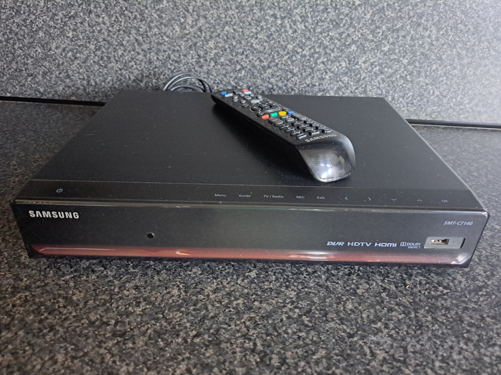 Samsung SMT-C7140 harddiskrecorder + afstandsbediening, Ophalen of Verzenden, Zo goed als nieuw, Harddiskrecorder