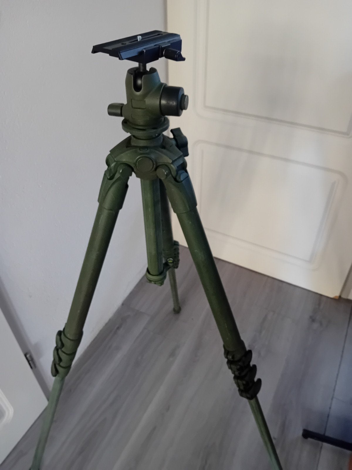 Manfrotto MT057C4 & 468MGRC3  Hoogte 220cm, Groen, Gebruikt, 175 cm of meer, Manfrotto, Ophalen of Verzenden