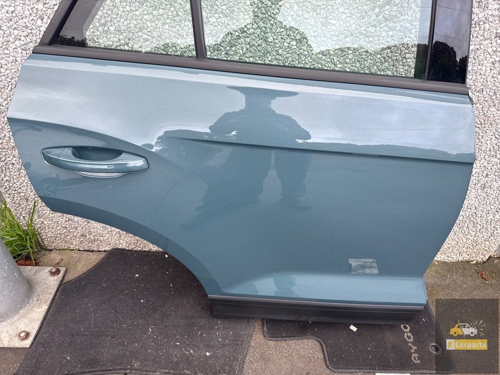 Rechts achter portier VW Volkswagen T Roc Deur Portier, Gebruikt, Volkswagen AG, Achter, Berliner Ring 2
38440  Wolfsburg, DE