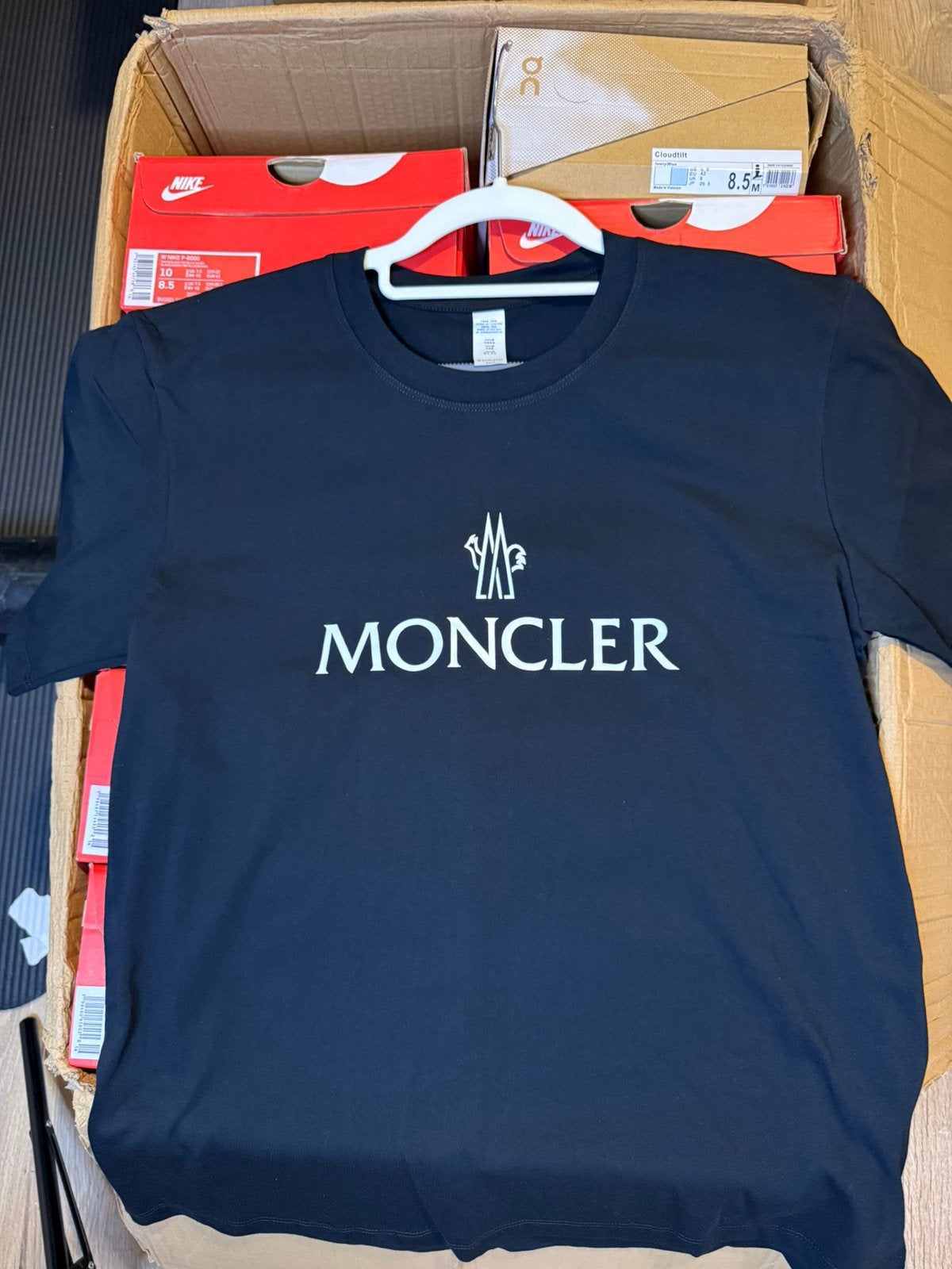 Moncler Heren T-shirt Zwart – Nieuw, Ophalen of Verzenden, Nieuw, Maat 48/50 (M), Zwart