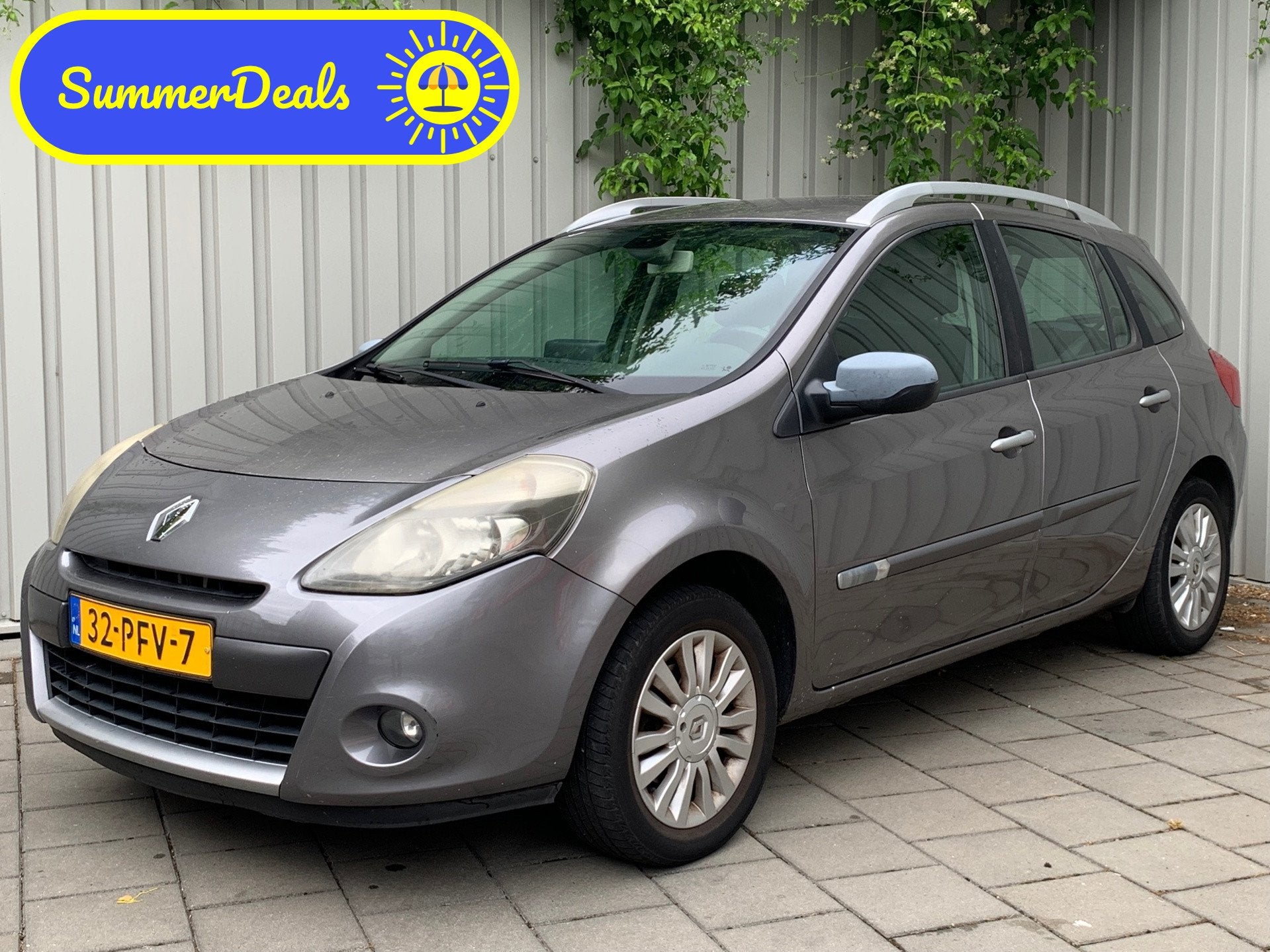 Renault Clio Estate 1.2 TCE Collection|Navigatie|Climate Con, Voorwielaandrijving, Gebruikt, Zwart, 4 cilinders