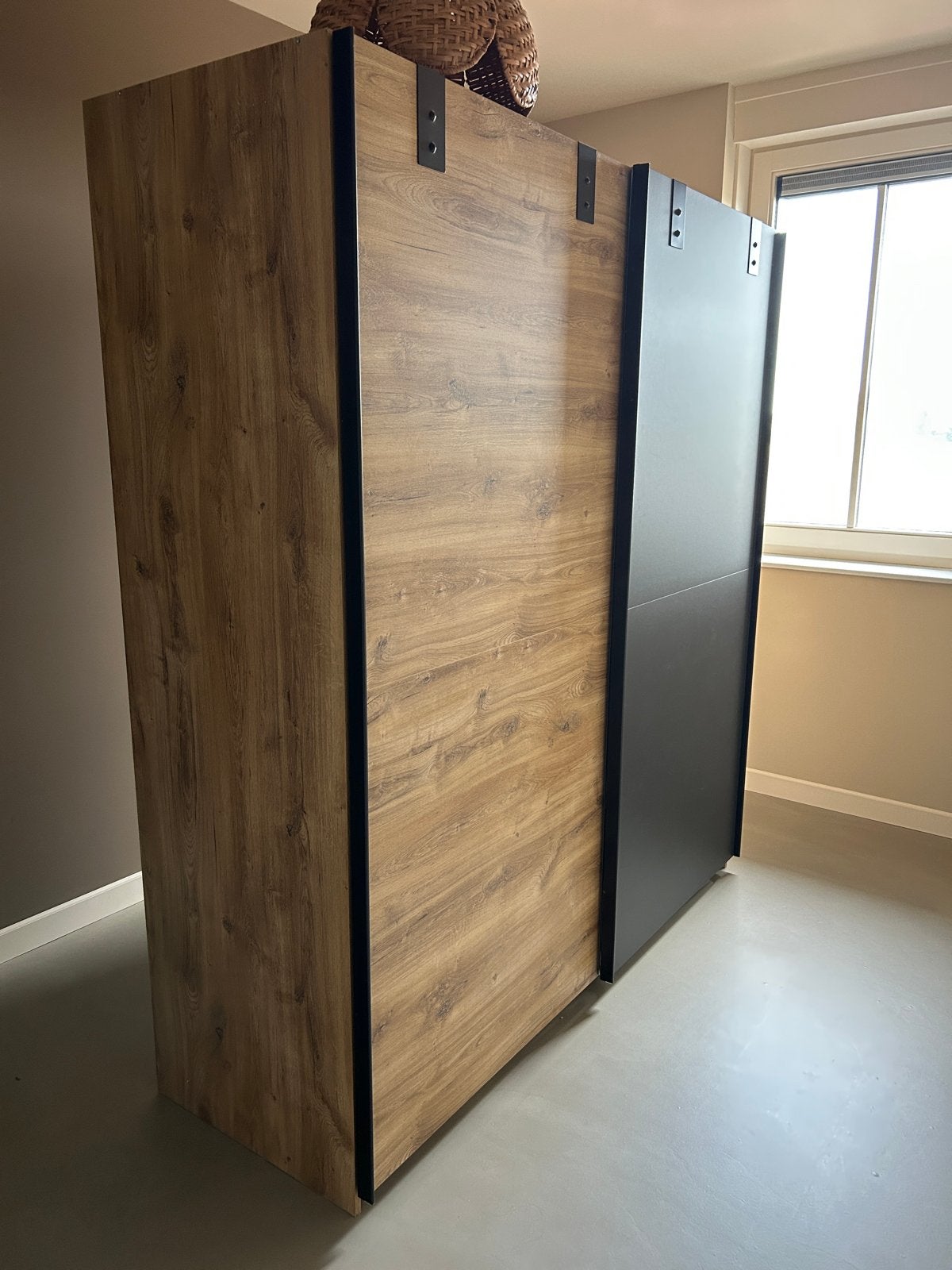 Kast met schuifdeuren - 178x197x58cm, Ophalen, Met deur(en), Gebruikt, 150 tot 200 cm