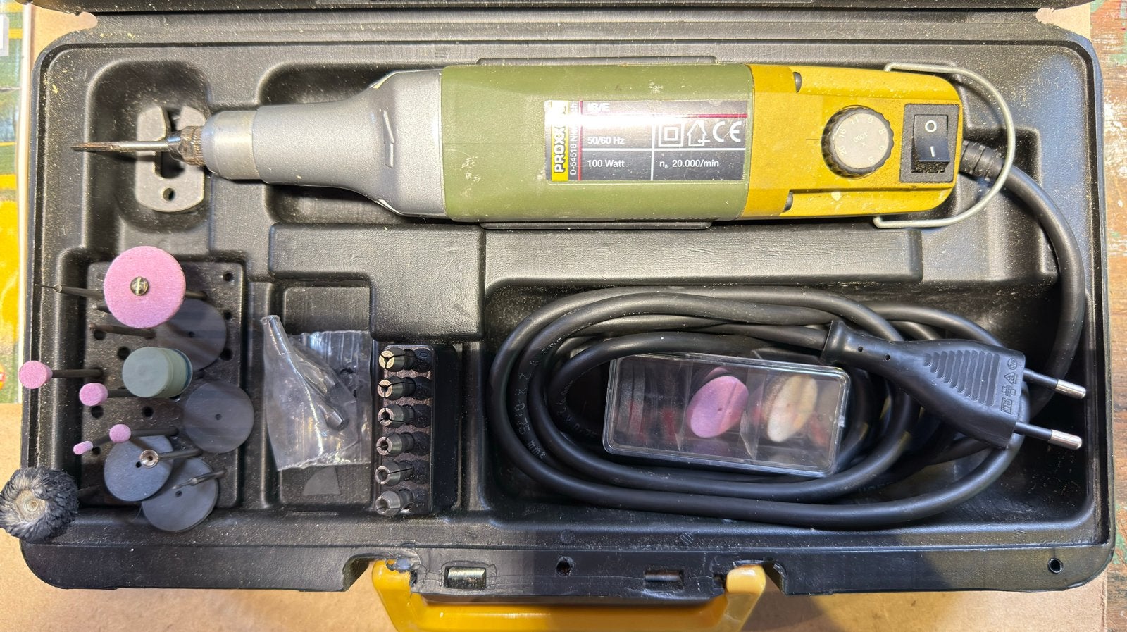 Proxxon Micromot 50/E precisiefrees met accessoires, Doe-het-zelf en Verbouw, Gereedschap | Freesmachines, Ophalen of Verzenden