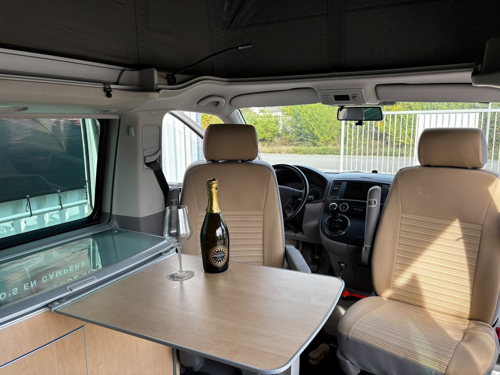 Volkswagen California 2.5 TDI 5-CIL | 125DKM | FULL AIR | ZE, Ringverwarming, Bedrijf, Elektrische ramen, 4 tot 5 meter