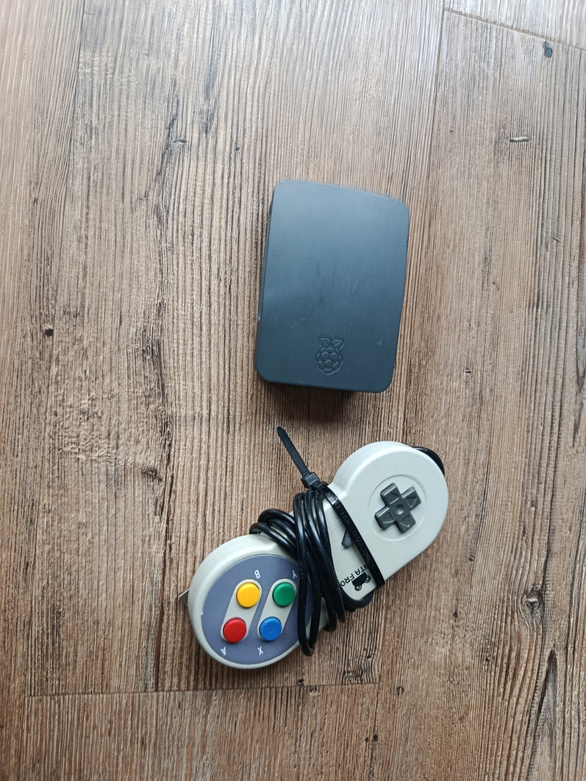 Raspberry Pi 3 Model B V1.2 met controller, Spelcomputers en Games, Spelcomputers | Overige, Ophalen of Verzenden, Overige merken
