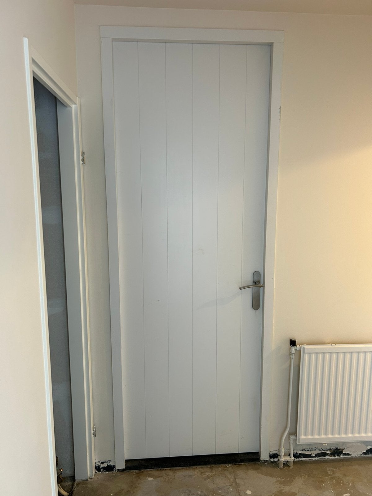 Hoge massief stompe witte deur 231,5 x 82,5 cm, Ophalen, Zo goed als nieuw, Binnendeur, 215 cm of meer