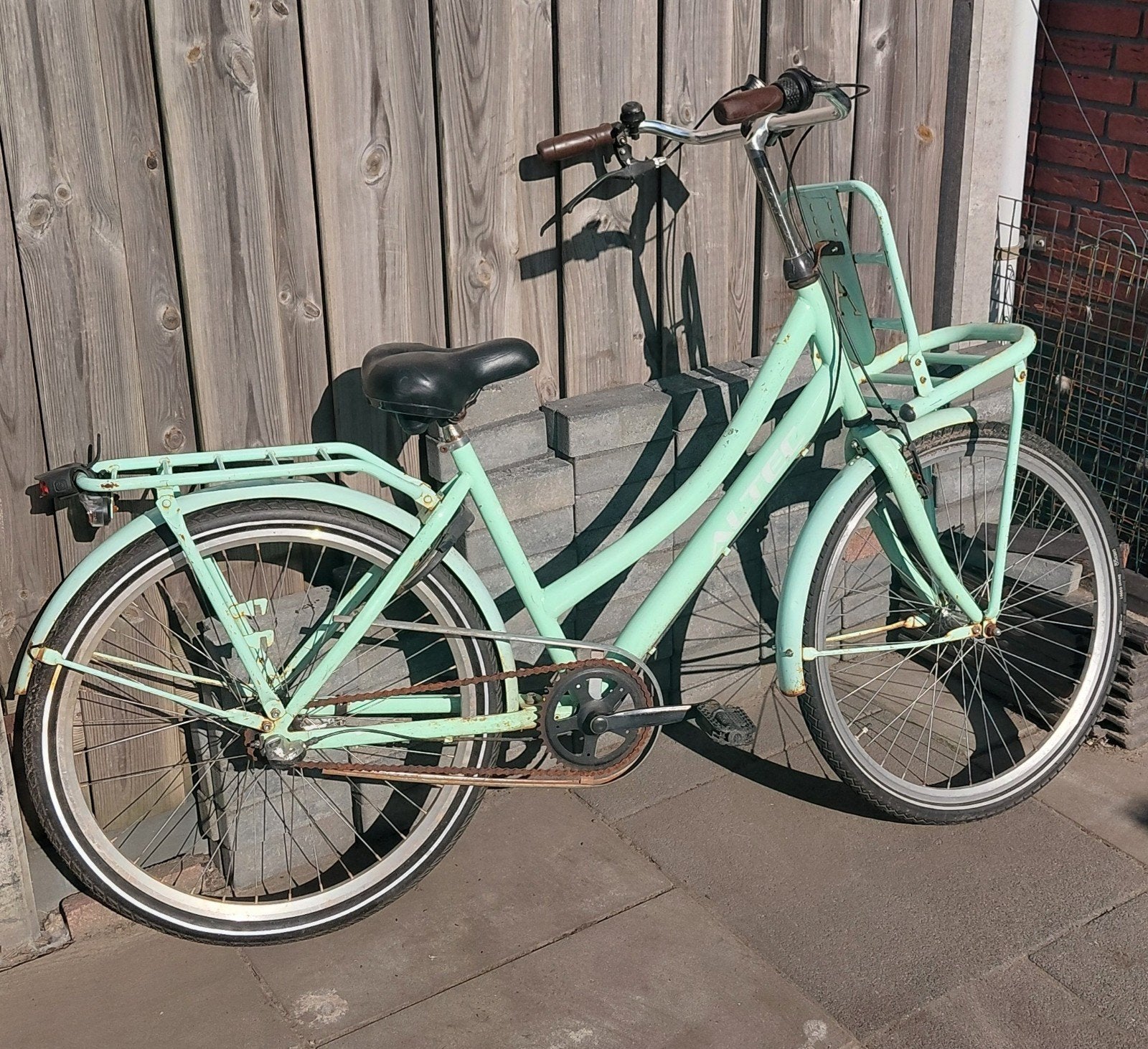 Altec meisjesfiets 26 inch - Opknapper, Fietsen en Brommers, Altec, Gebruikt, Velgrem, Versnellingen