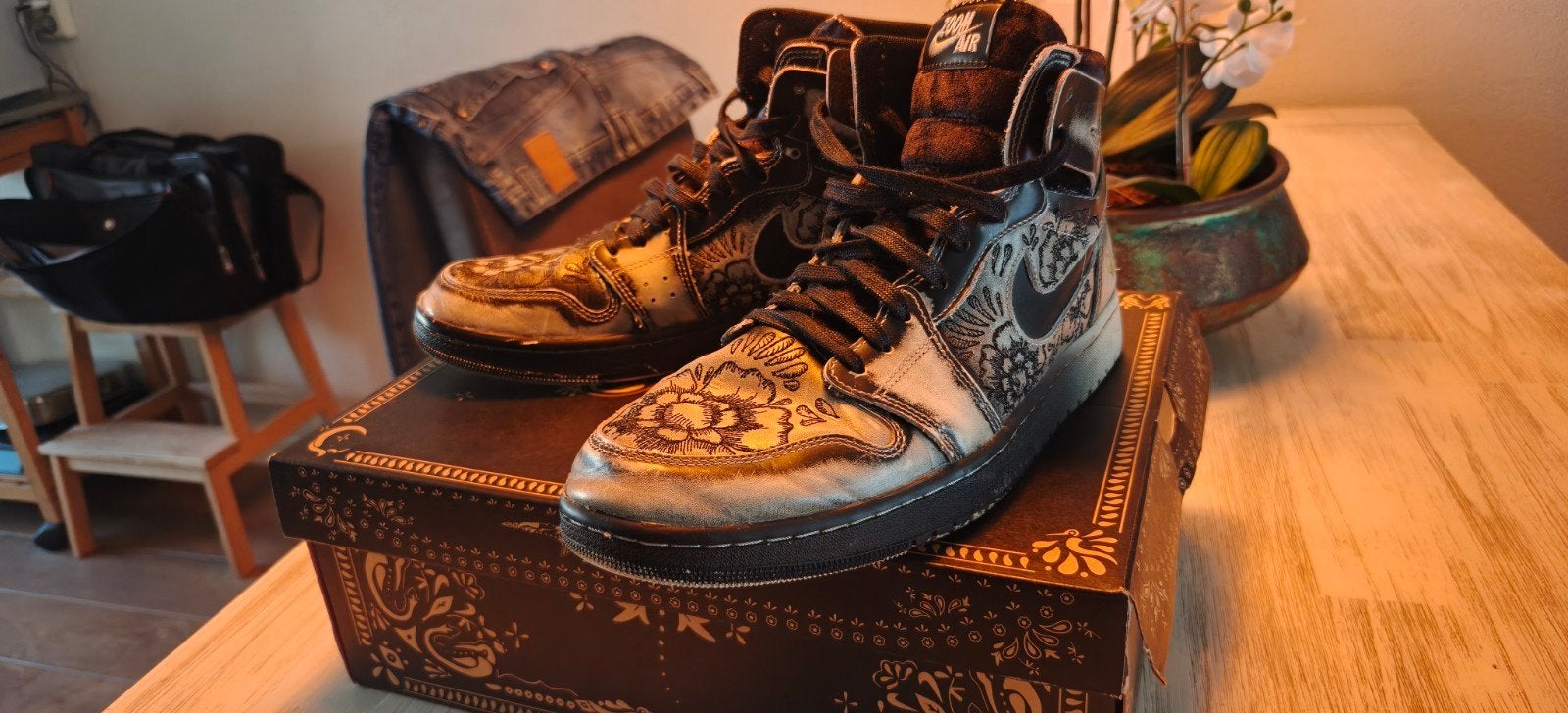 Nike Air Jordan OG Dia de los Muertos - Maat 46/47, Nike Jordan, Zwart, Ophalen of Verzenden, Sneakers of Gympen
